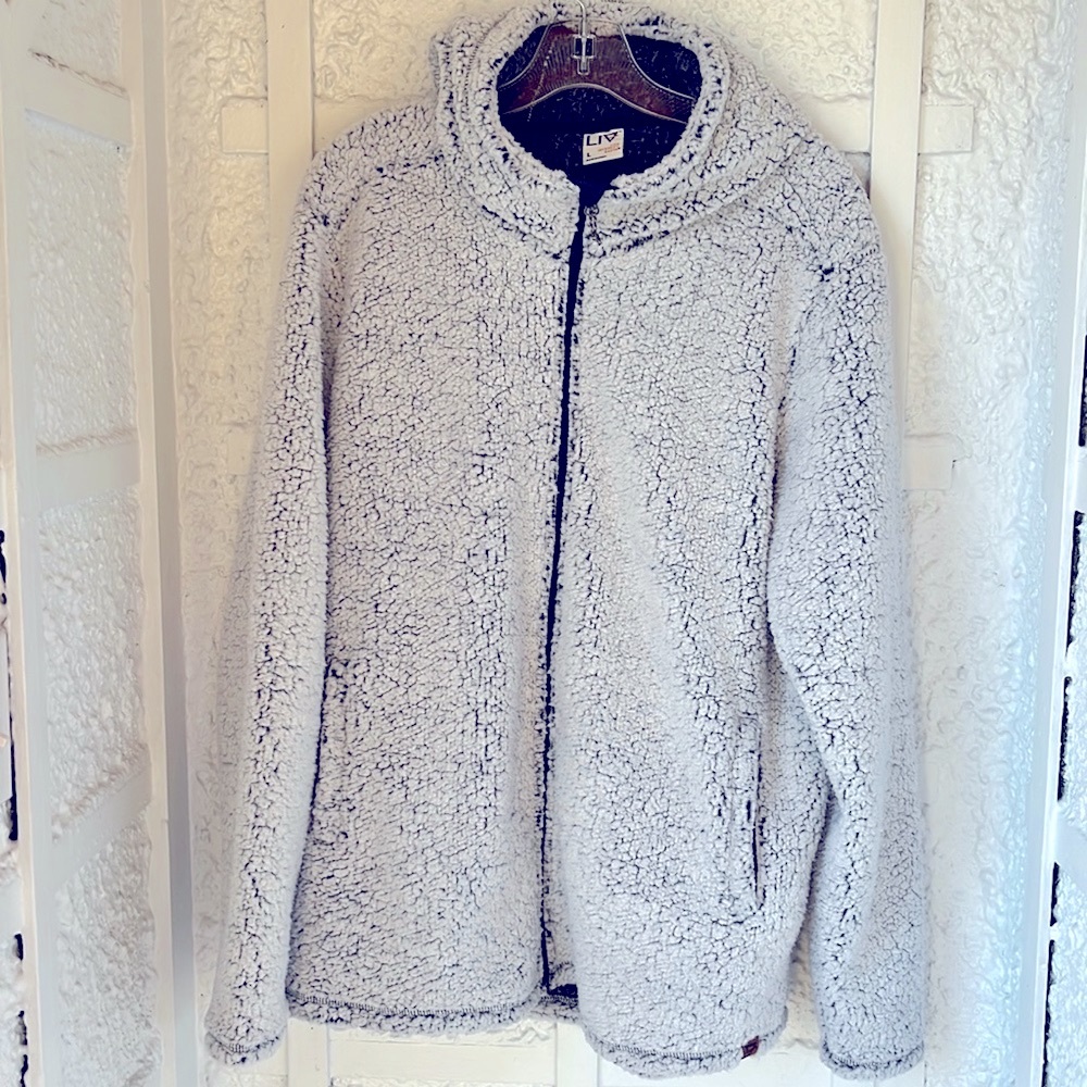 Men’s size large light gray hooded jacket never worn perfect condition